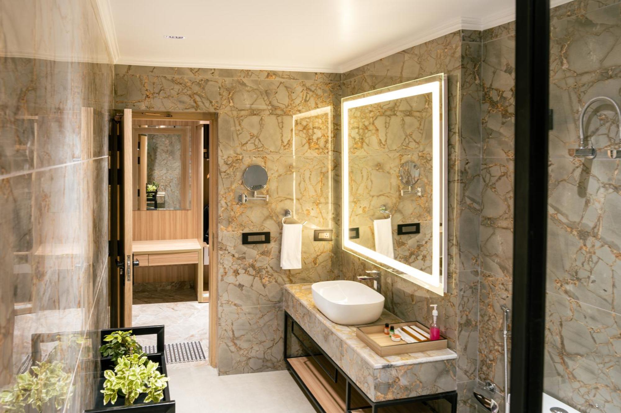 Alpine Hotel And Villas Dharamshala Luaran gambar